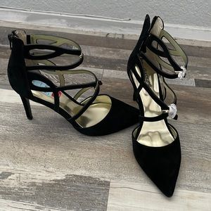 Carlos heels never worn